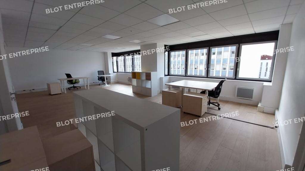 A louer bureaux PMR de 67m² à Nantes Viarme