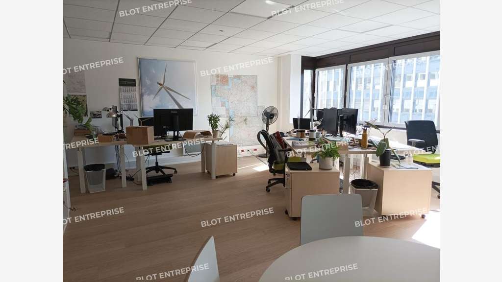 A louer bureaux PMR de 67m² à Nantes Viarme