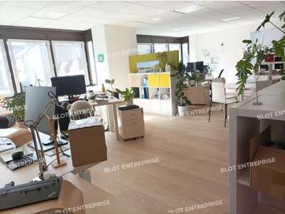 A louer bureaux PMR de 67m² à Nantes Viarme