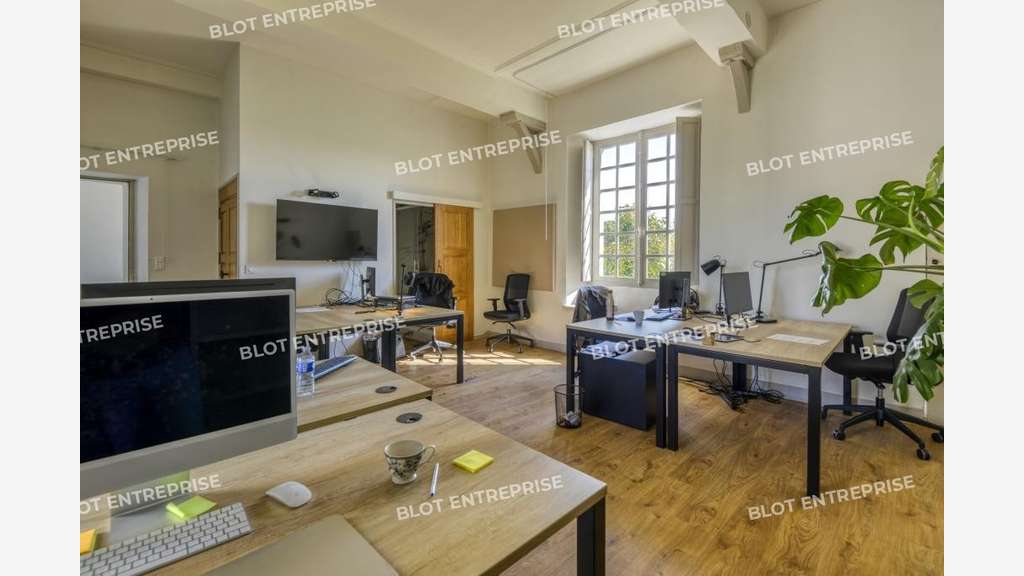A louer bureaux de 210m² à Nantes Nord Est