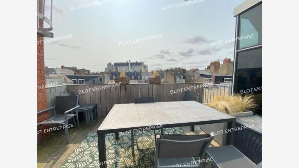 A louer bureaux de 1 010m² à Nantes Graslin