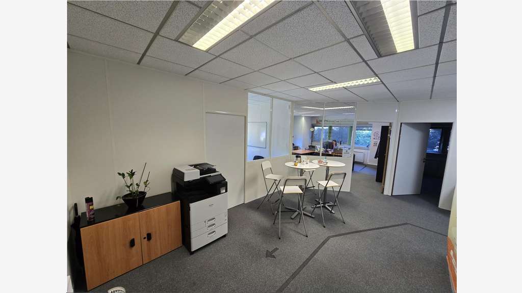 A louer bureaux 135m² Nantes EST empl attrayant