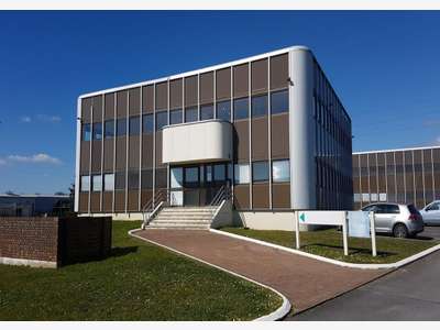 A louer bureaux rénovés de de 375m² Nantes Est