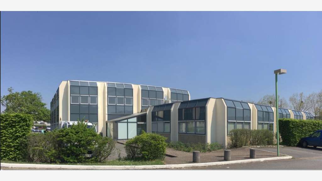 A louer bureaux rénovés de 480m² à Nantes Est