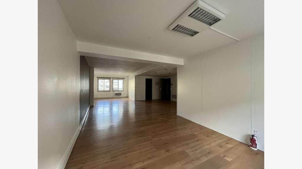 A louer bureaux 80m² à Nantes rue de Strasbourg