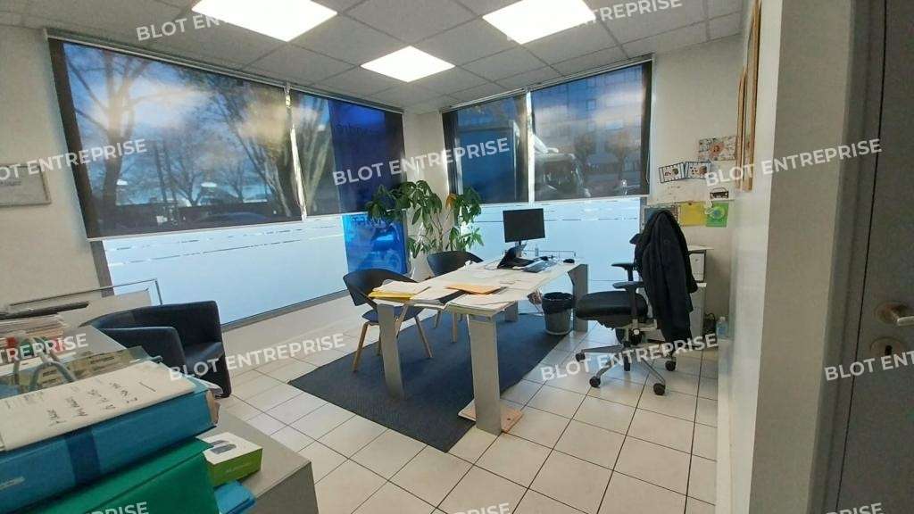 A louer bureaux 124m² sur l'île de Nantes