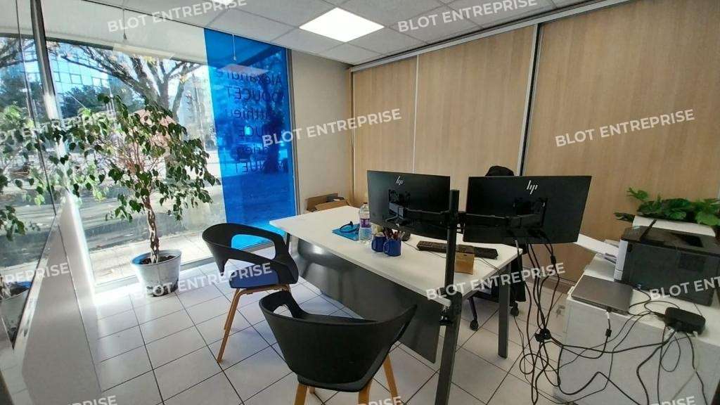 A louer bureaux 124m² sur l'île de Nantes