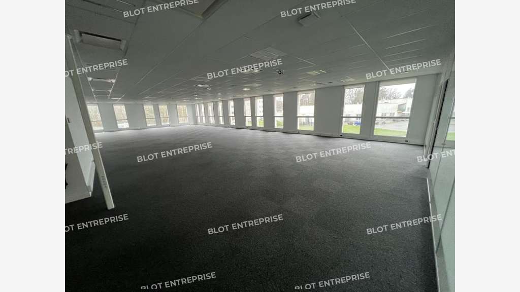 A louer plateau de bureaux 422m² R+1 à Nantes