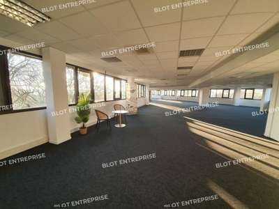 A louer bureaux 473m² Nantes Porte de la Chapelle