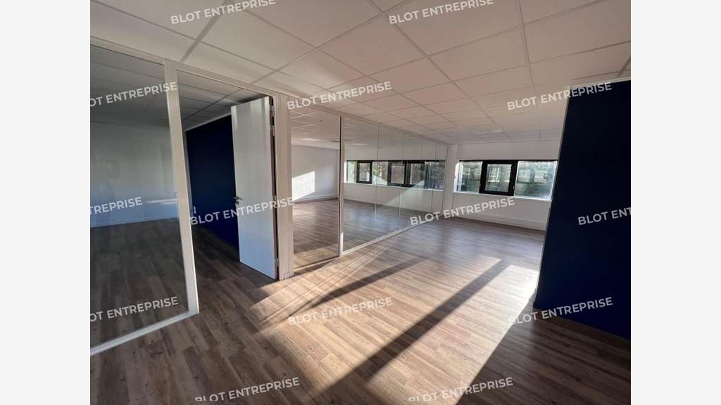 A louer bureaux 180m² Nantes Porte de la Chapelle
