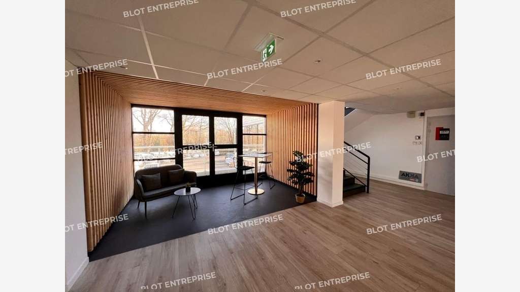 A louer bureaux 180m² Nantes Porte de la Chapelle