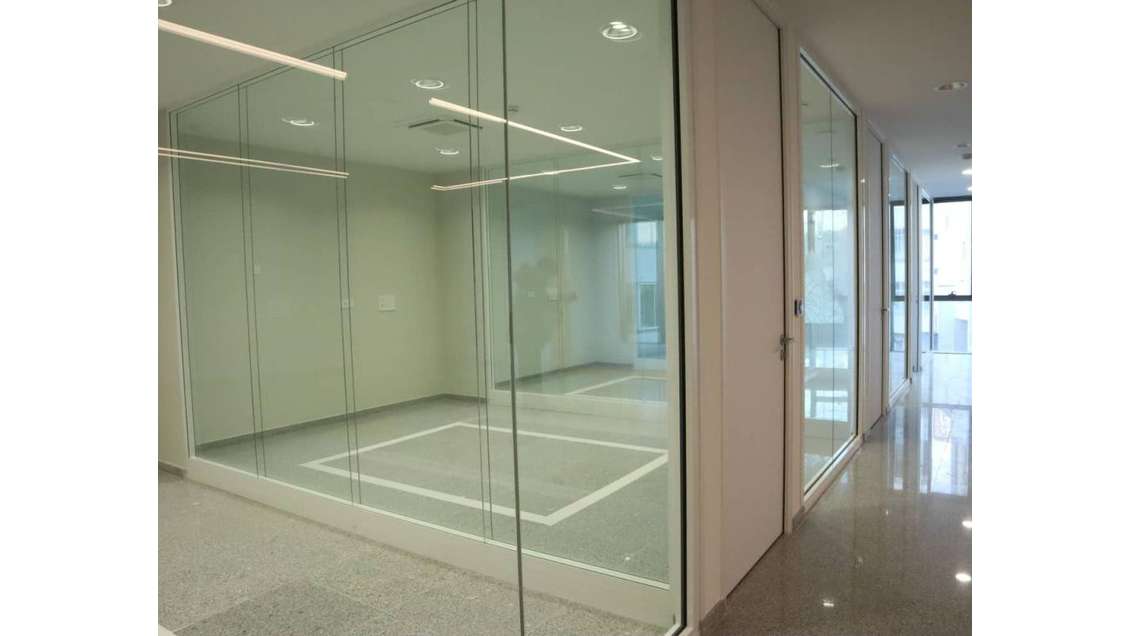 À louer bureaux et coworking 12m² à Nantes centre