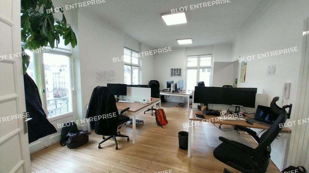 A louer bureaux 140m² à Nantes Place Royale