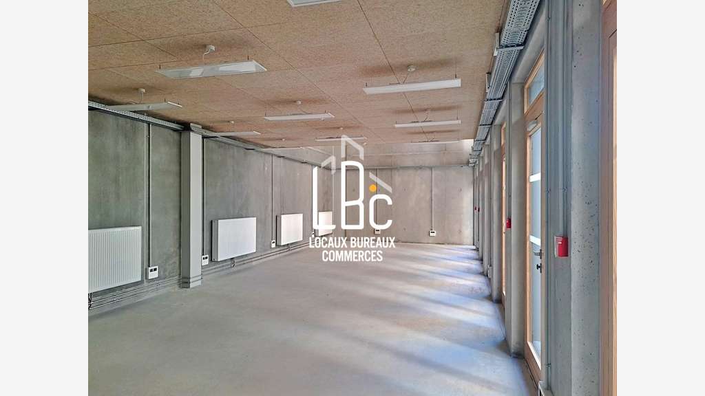 A louer bureaux de 252m² sur l' Île de Nantes