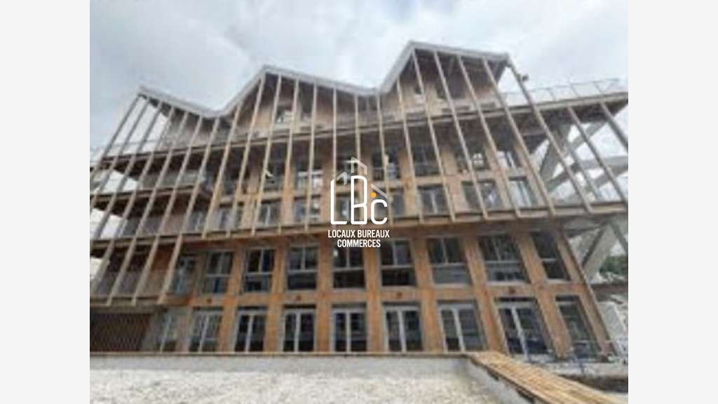 A louer bureaux de 252m² sur l' Île de Nantes