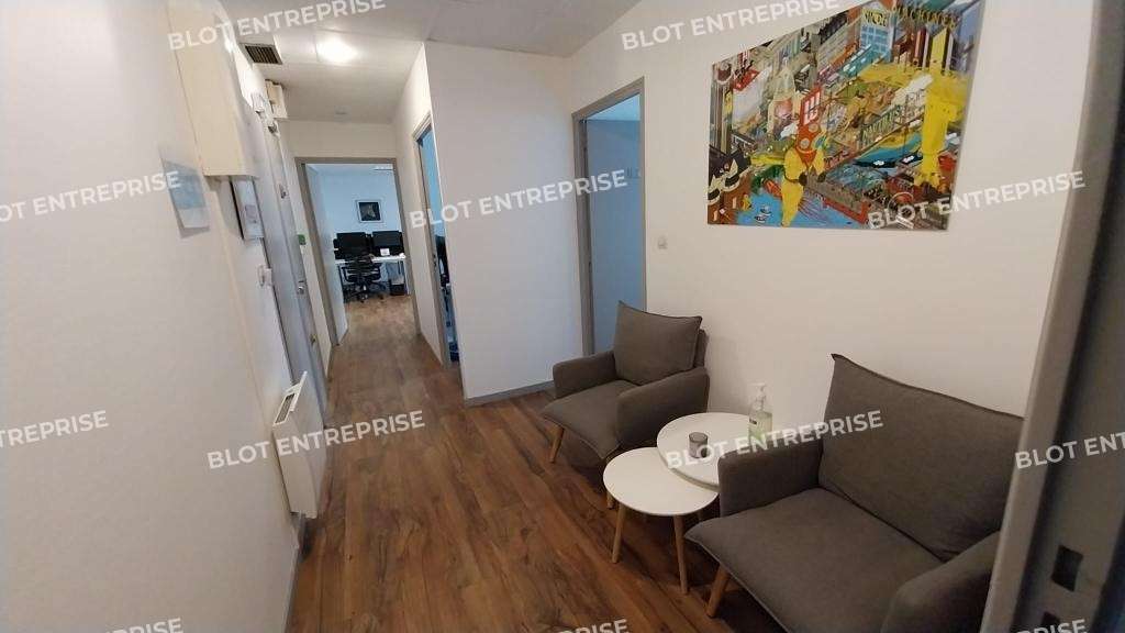 A louer bureaux de 80m² à Nantes gare maritime