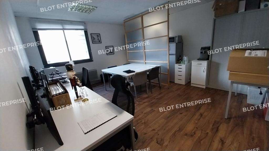 A louer bureaux de 80m² à Nantes gare maritime