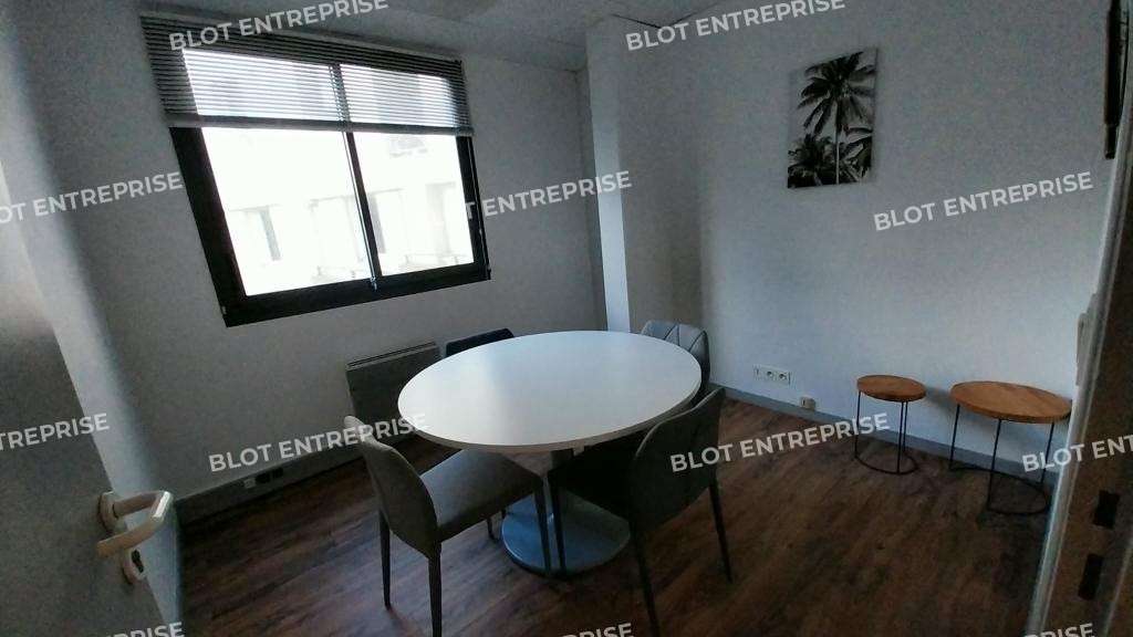 A louer bureaux de 80m² à Nantes gare maritime