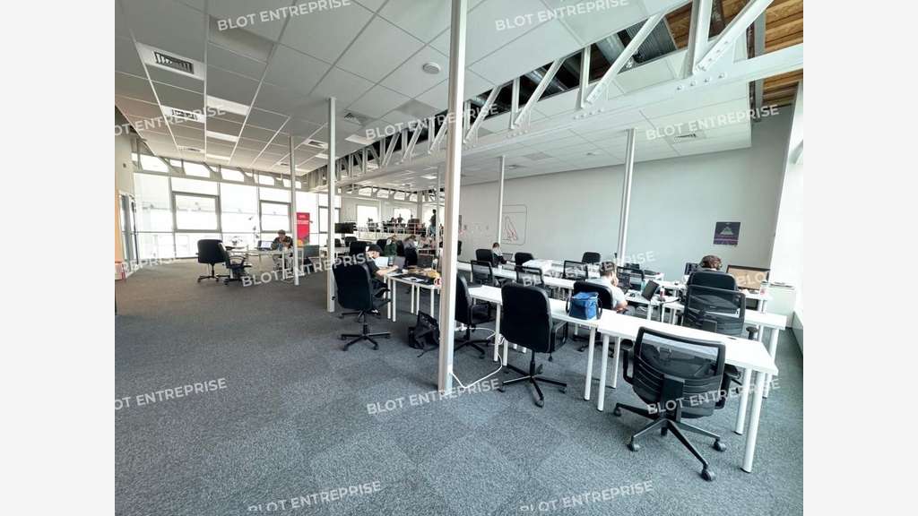 A louer bureaux de 480m² à Nantes Cité des Congrès