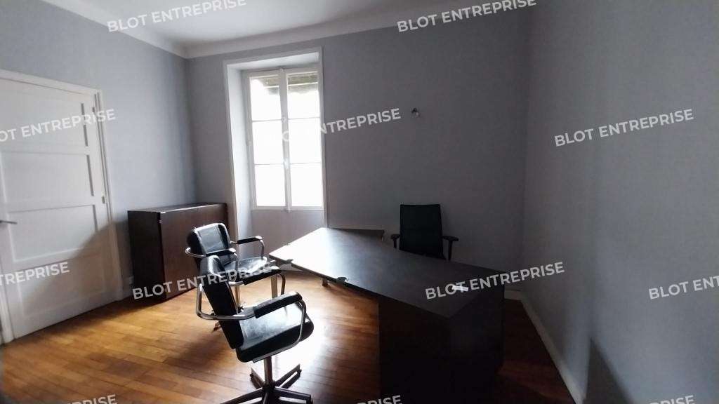 A louer bureaux 85m² à Nantes Place Graslin