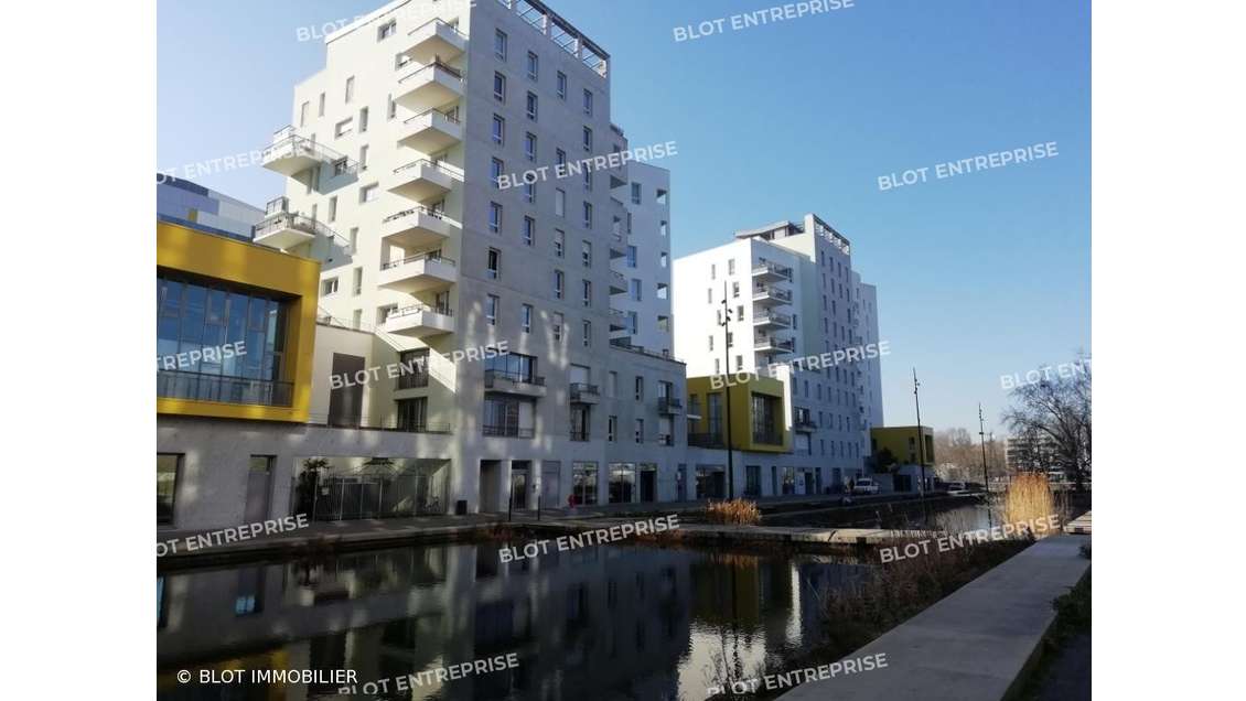 A louer bureaux 180m² à Nantes Busway