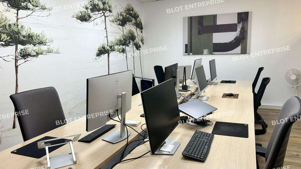 A louer bureaux 74m² en pied d'immeuble à Nantes
