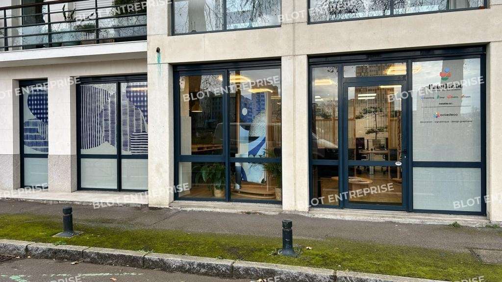 A louer bureaux 74m² en pied d'immeuble à Nantes