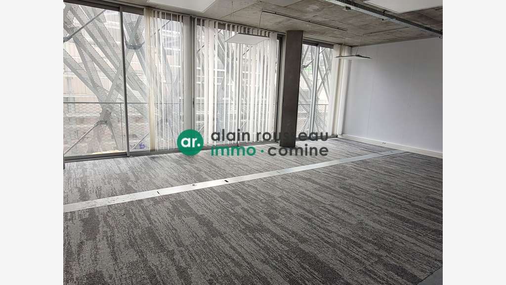 Bureaux 643m² dont 285 disponible Île de Nantes