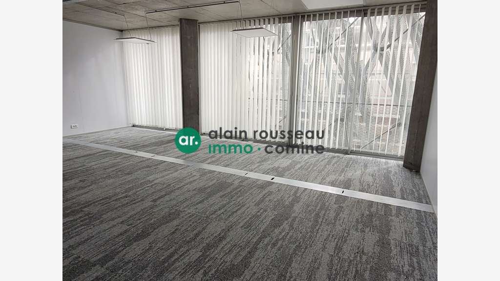 Bureaux 643m² dont 285 disponible Île de Nantes