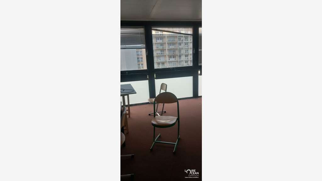 Bureaux lumineux R+4 à louer à Nantes Bellevue