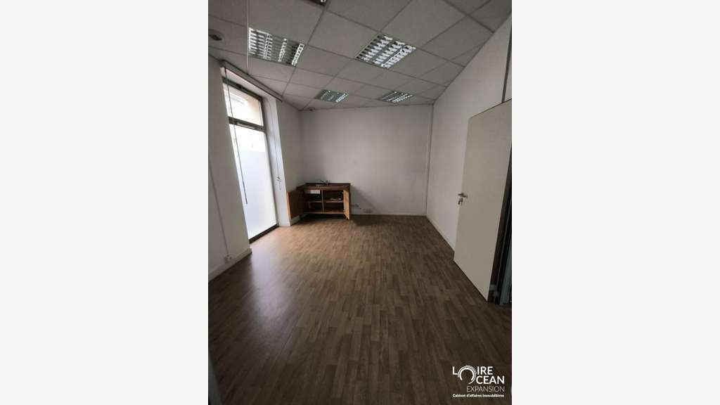 Location bureaux 110m² RDC empl stratégique Nantes