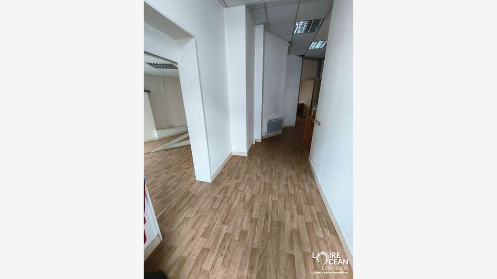 Location bureaux 110m² RDC empl stratégique Nantes