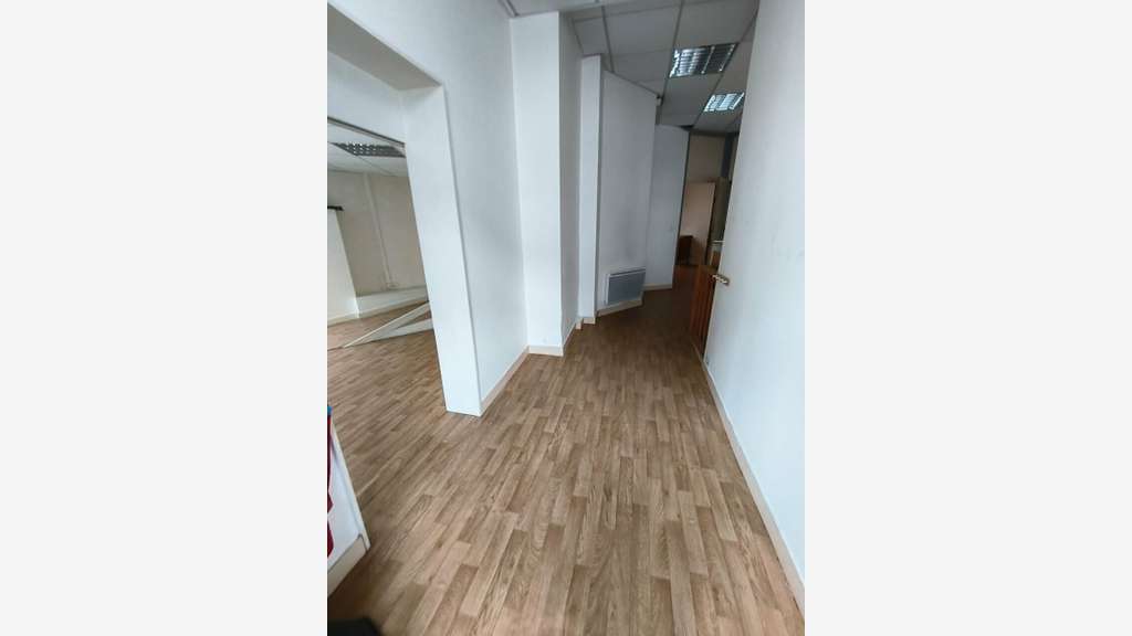 Location bureaux 110m² RDC empl stratégique Nantes