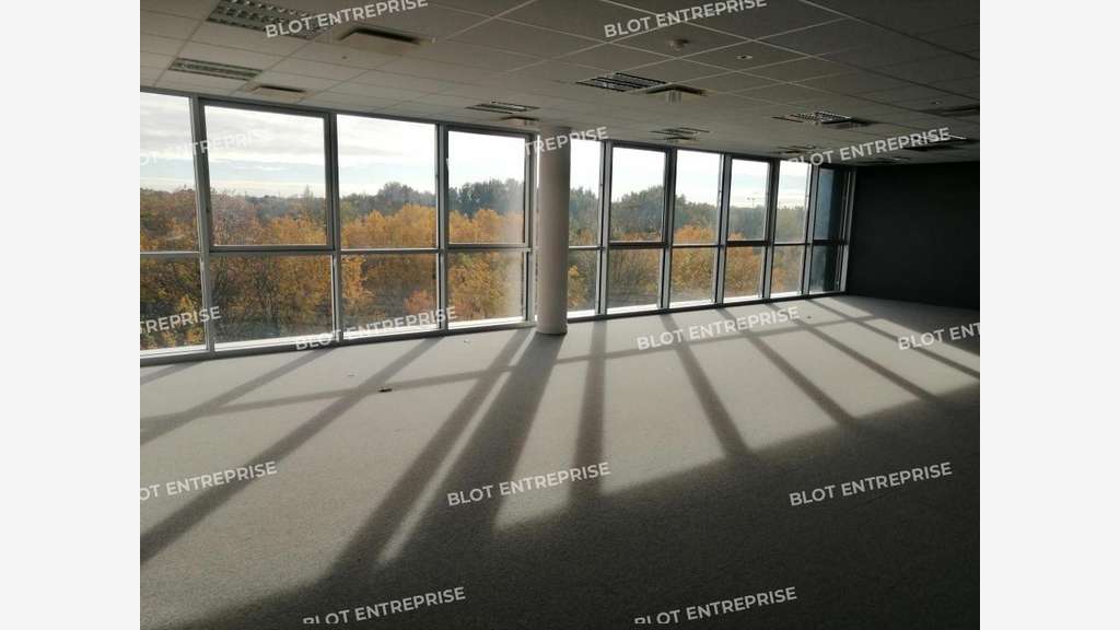 A louer bureaux neufs 250m² Nantes ZAC Chantrerie