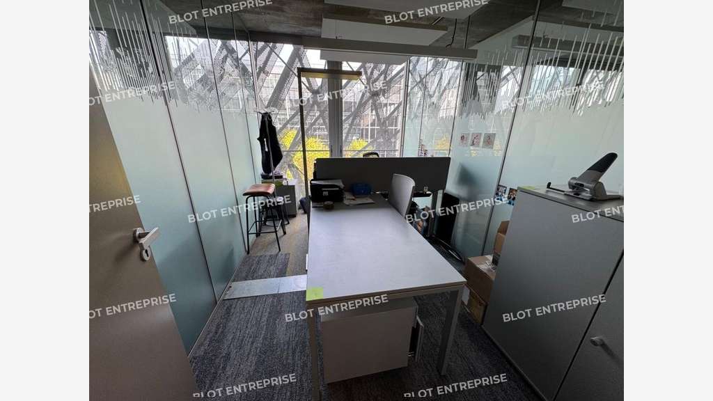A louer plateaux bureaux 643m² à Nantes Création