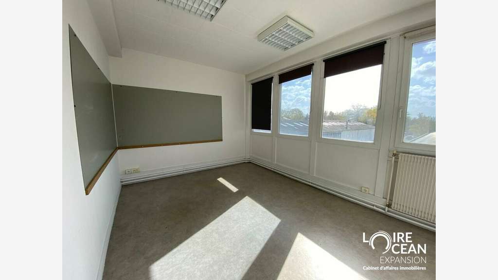 Bureaux de 150m² à louer à Nantes