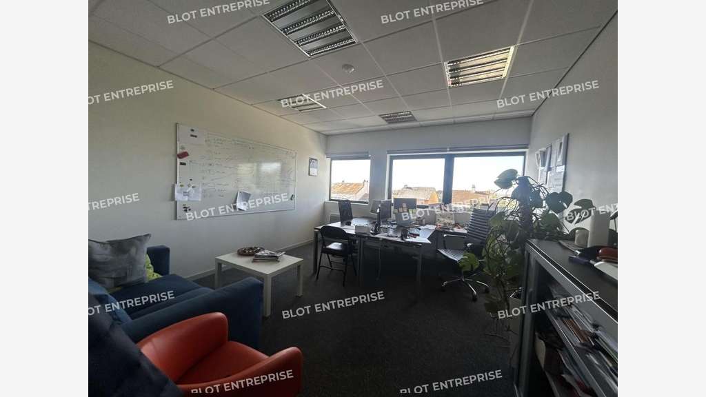 A louer plateau de bureaux 241m² à St Herblain