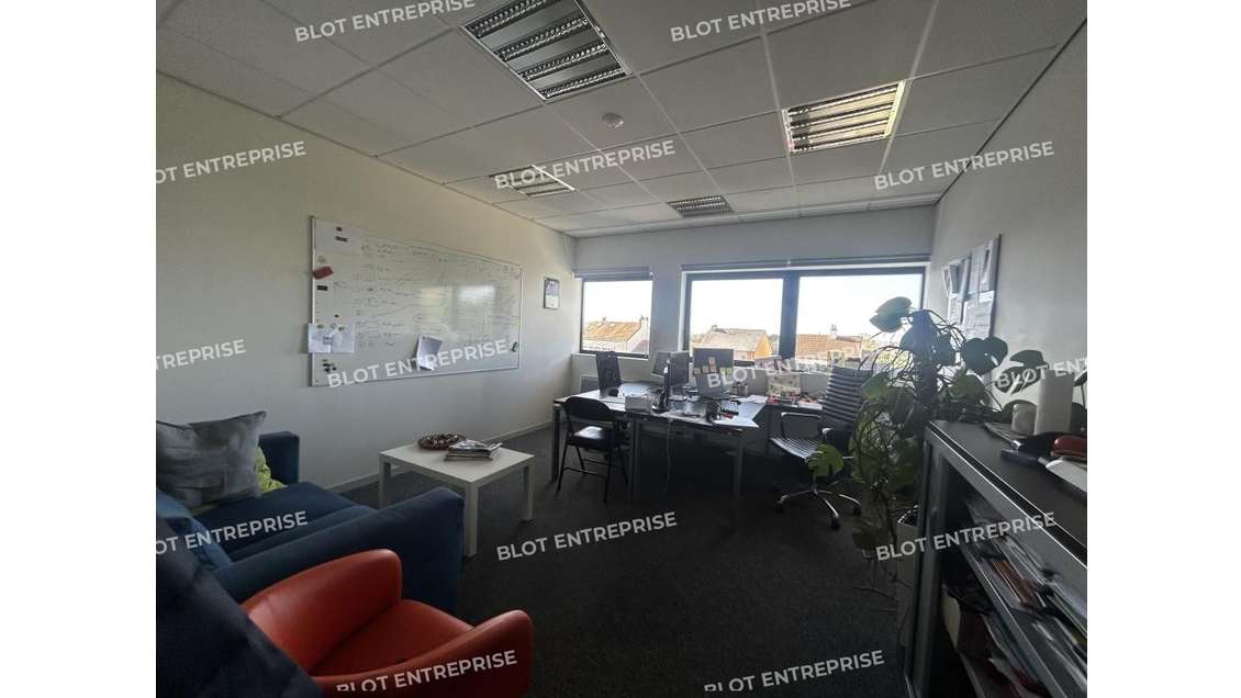 A louer plateau de bureaux 241m² à St Herblain