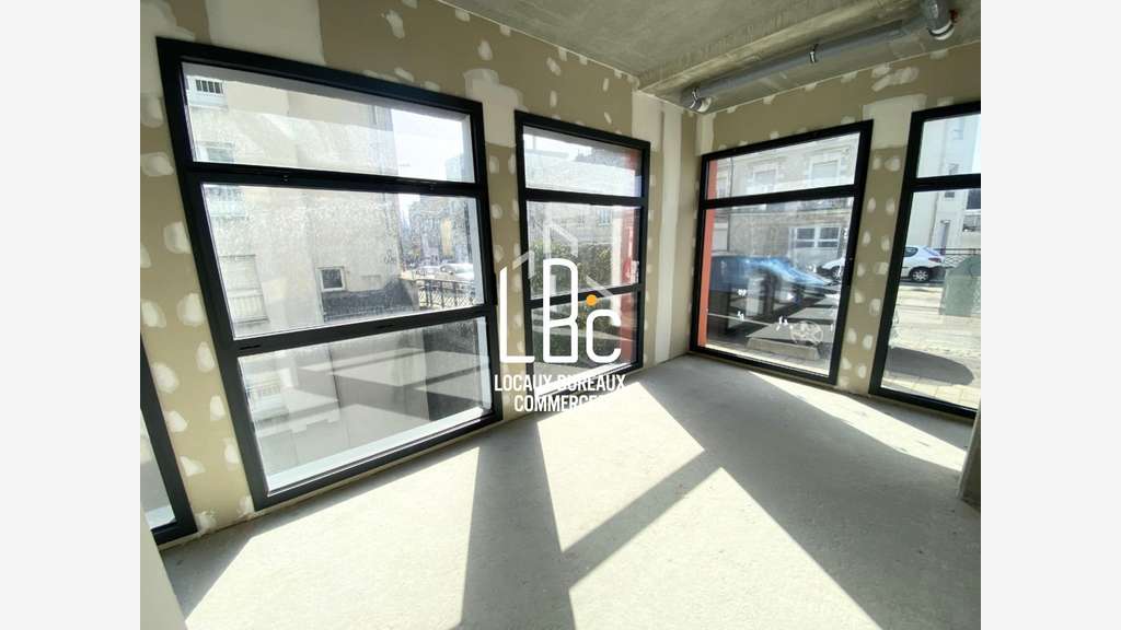 A louer local pro de 113m² au coeur de Nantes