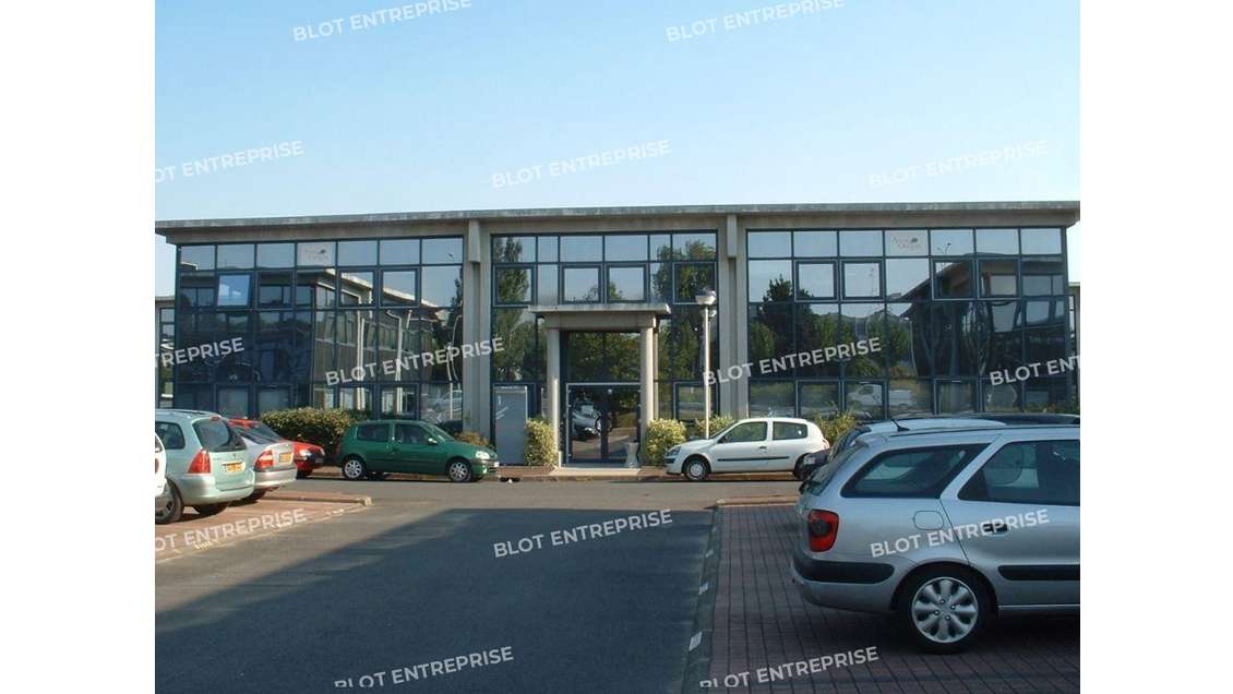 A Louer bureaux 237m² R+1 à Nantes / Aubinière