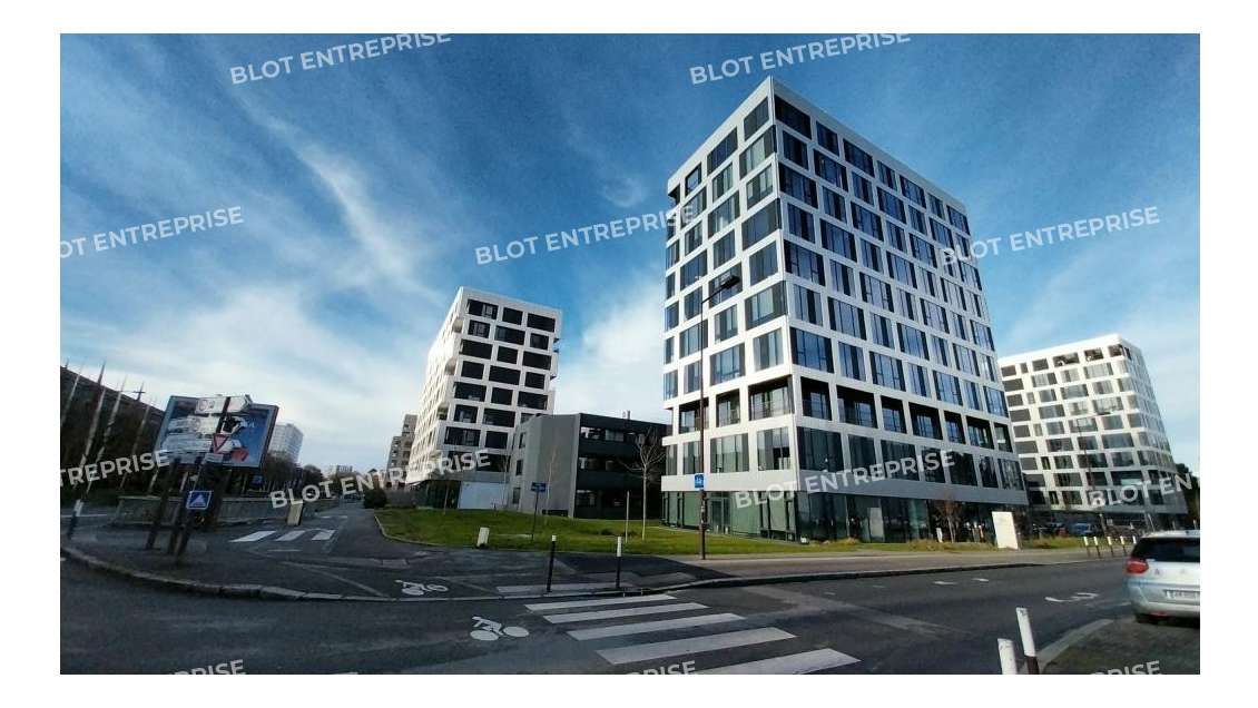 A LOUER - BUREAUX - 516 m² - NANTES