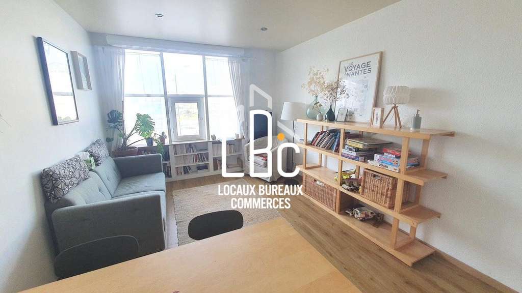 A louer bureau de 117m² au 1er étage à Nantes