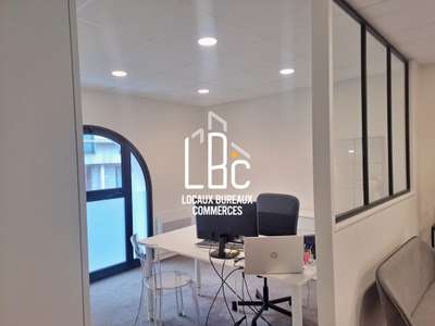 Location bureau rénové de 70m² en R+1 à Nantes 