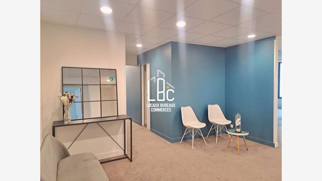 A louer bureaux 95m² Nantes Dobrée proche tramway