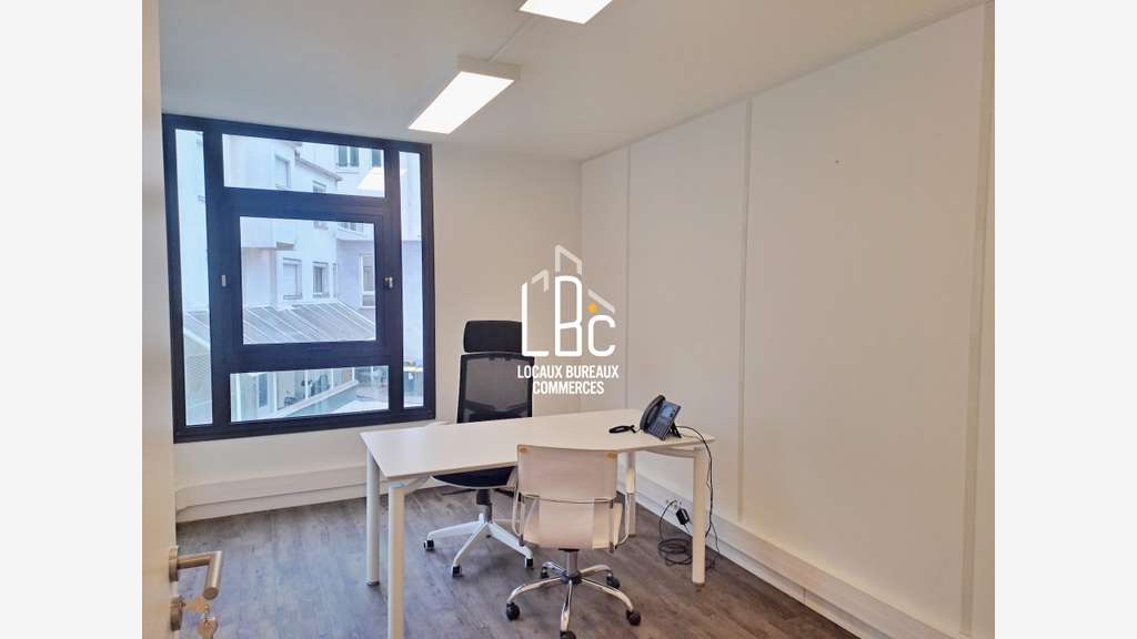 A louer bureaux 95m² Nantes Dobrée proche tramway