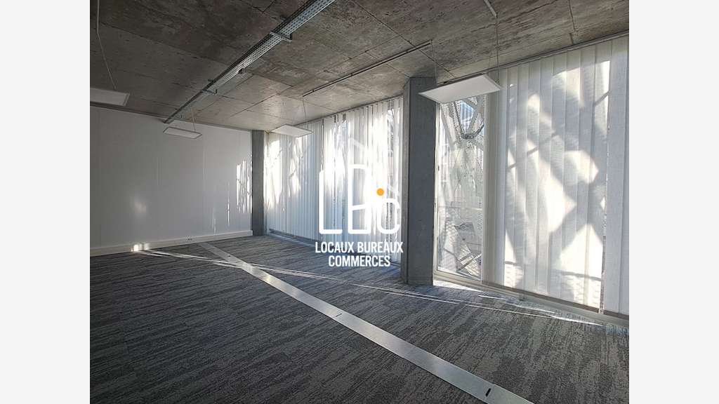 Bureaux à louer 643m² à l’Île de Nantes