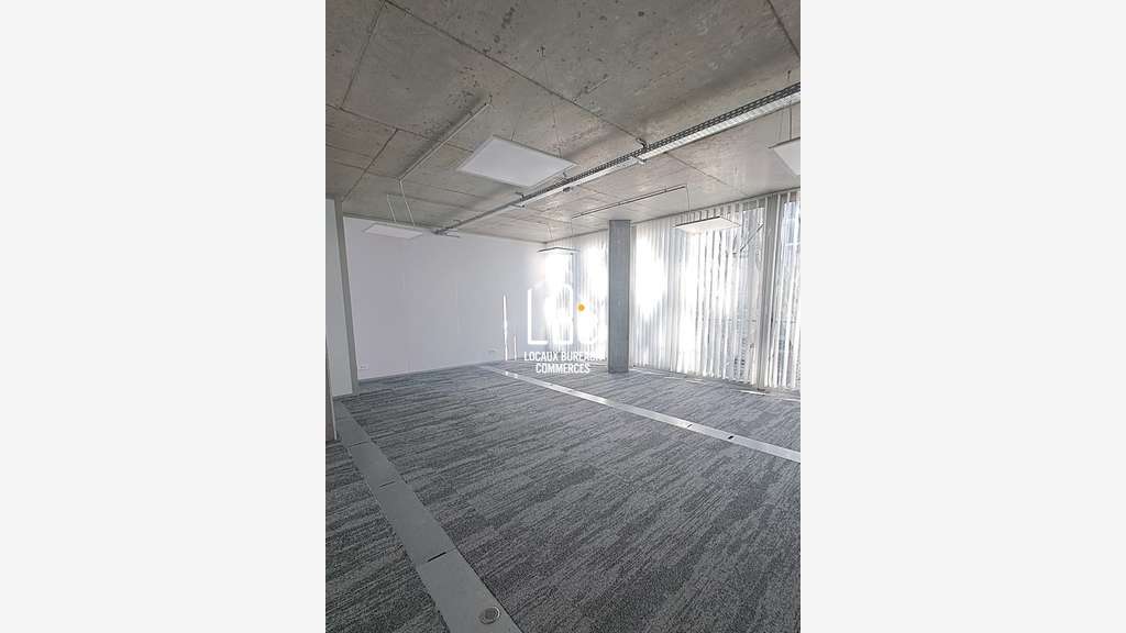 Bureaux à louer 643m² à l’Île de Nantes