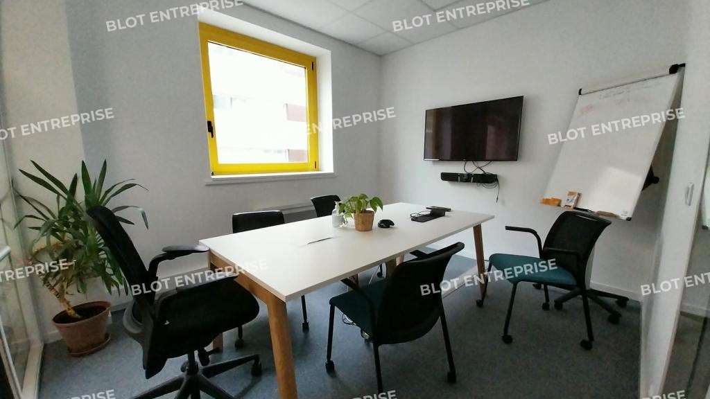 Location bureaux 111m² à Nantes centre