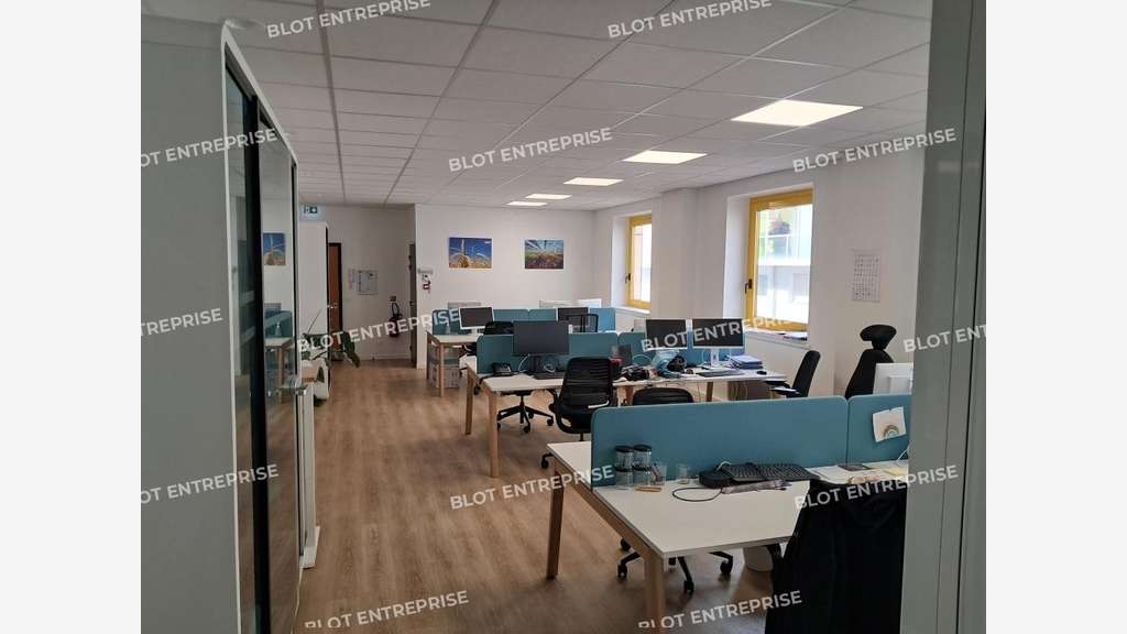 Location bureaux 111m² à Nantes centre