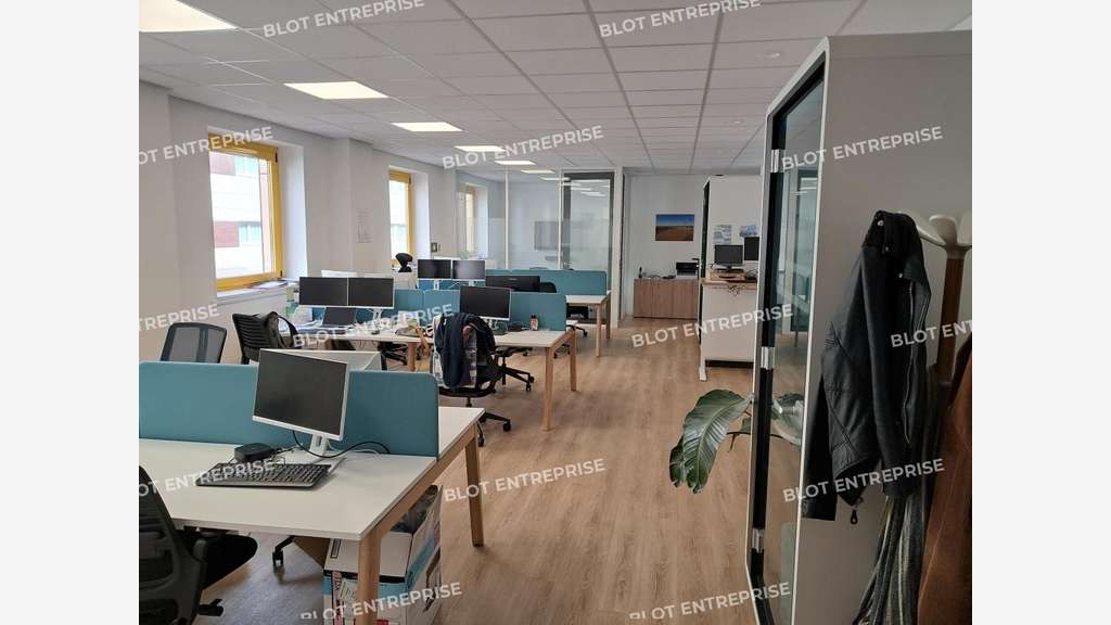 Location bureaux 111m² à Nantes centre